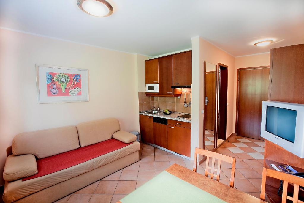 Terme Olimia - Aparthotel Rosa Podcetrtek Ruang foto