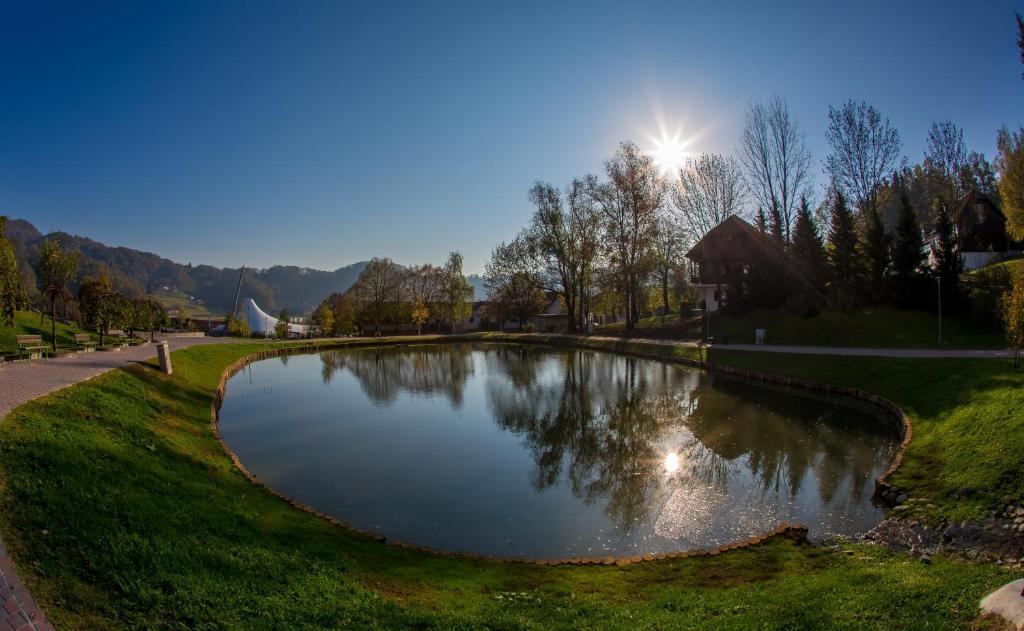 Terme Olimia - Aparthotel Rosa Podcetrtek Bagian luar foto